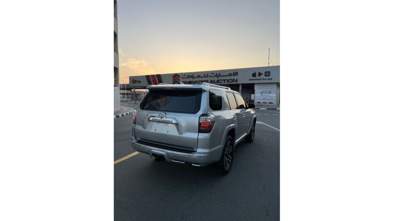 Toyota 4Runner LIMITED  4x4 Drive,7Seat,Sunroof,Leather seat full option