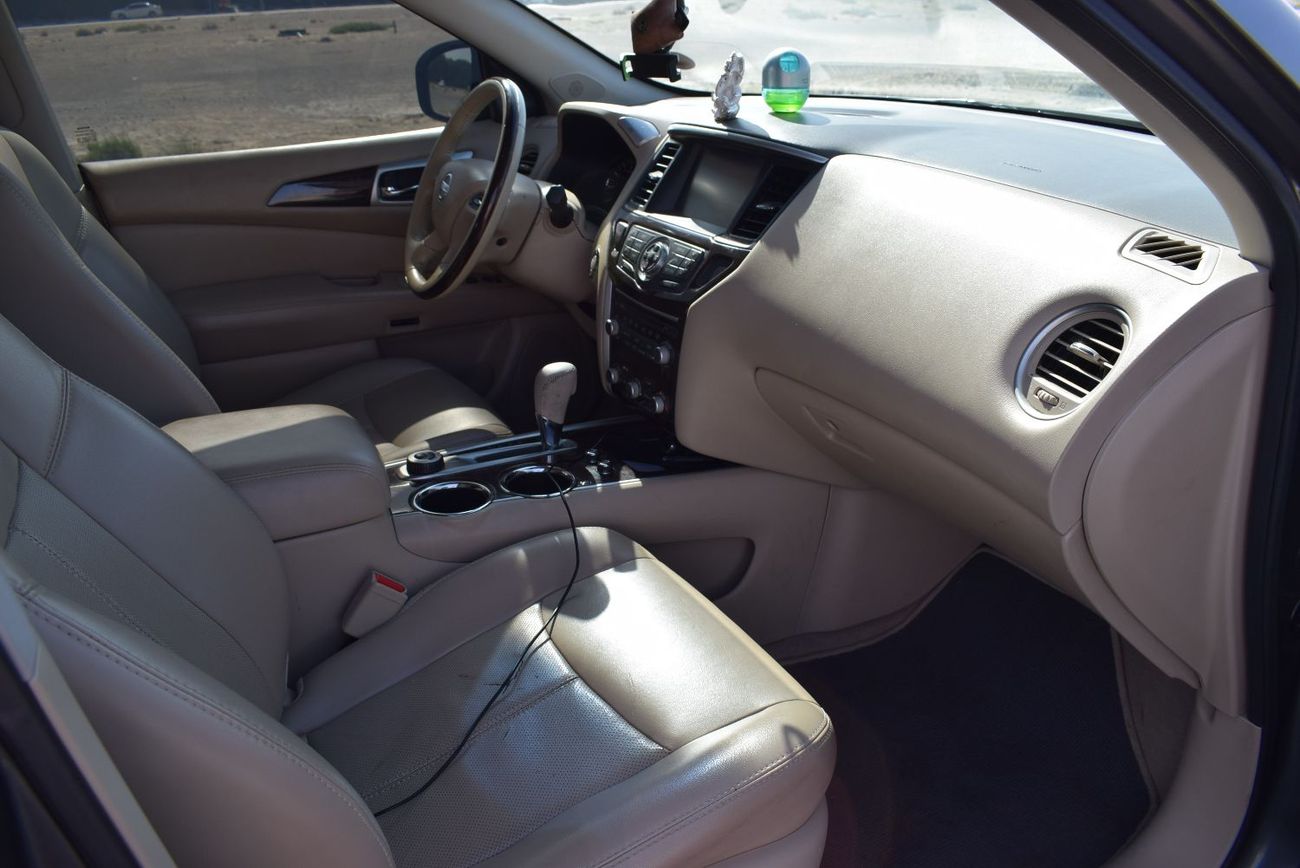 Nissan Pathfinder Nissan Pathfinder SL 3.5L (260 HP) 4WD, Model:2015