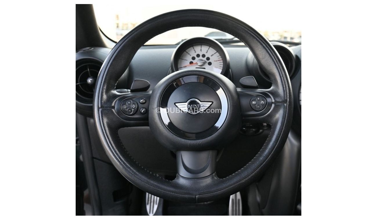 Mini Cooper Countryman S very good condition without accident original paint