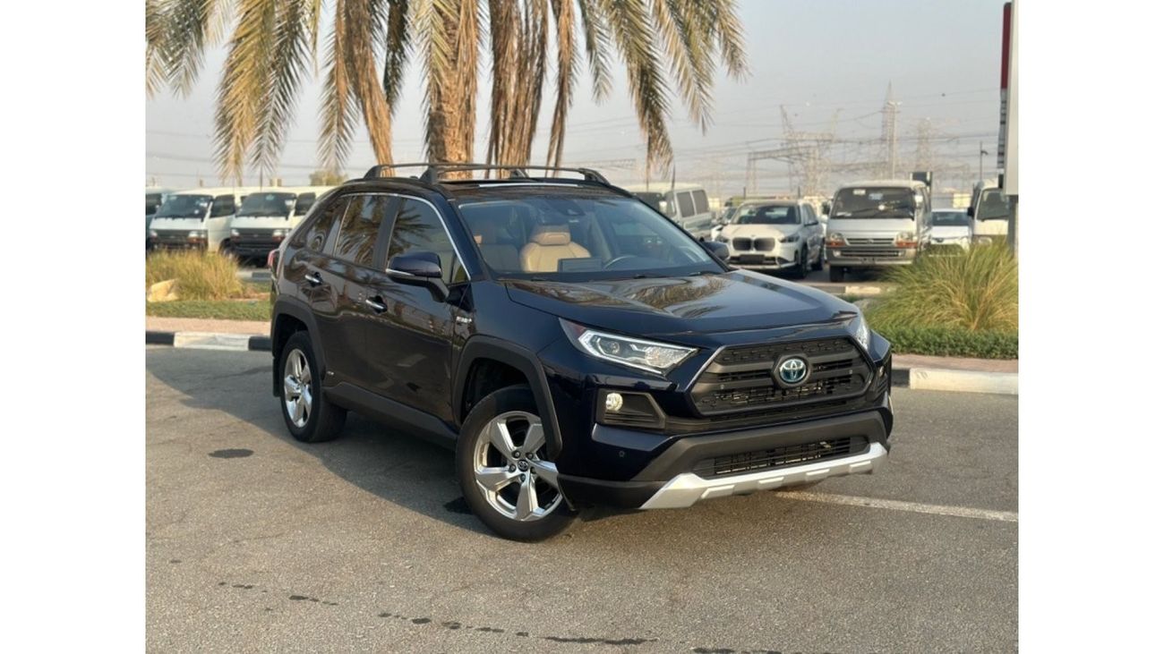 Used TOYOTA RAV4 Limited Hybrid 2020 for sale in Dubai - 774778