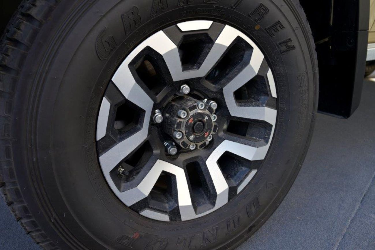 تويوتا لاند كروزر بيك آب LC79 SINGLE CAB SDLX 2.8L DIESEL AT-EURO 5