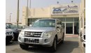 Mitsubishi Pajero ACCIDENTS FREE - ORIGINAL PAINT - GCC - SUNROOF - CAR IS IN PERFECT CONDITION INSIDE OUT