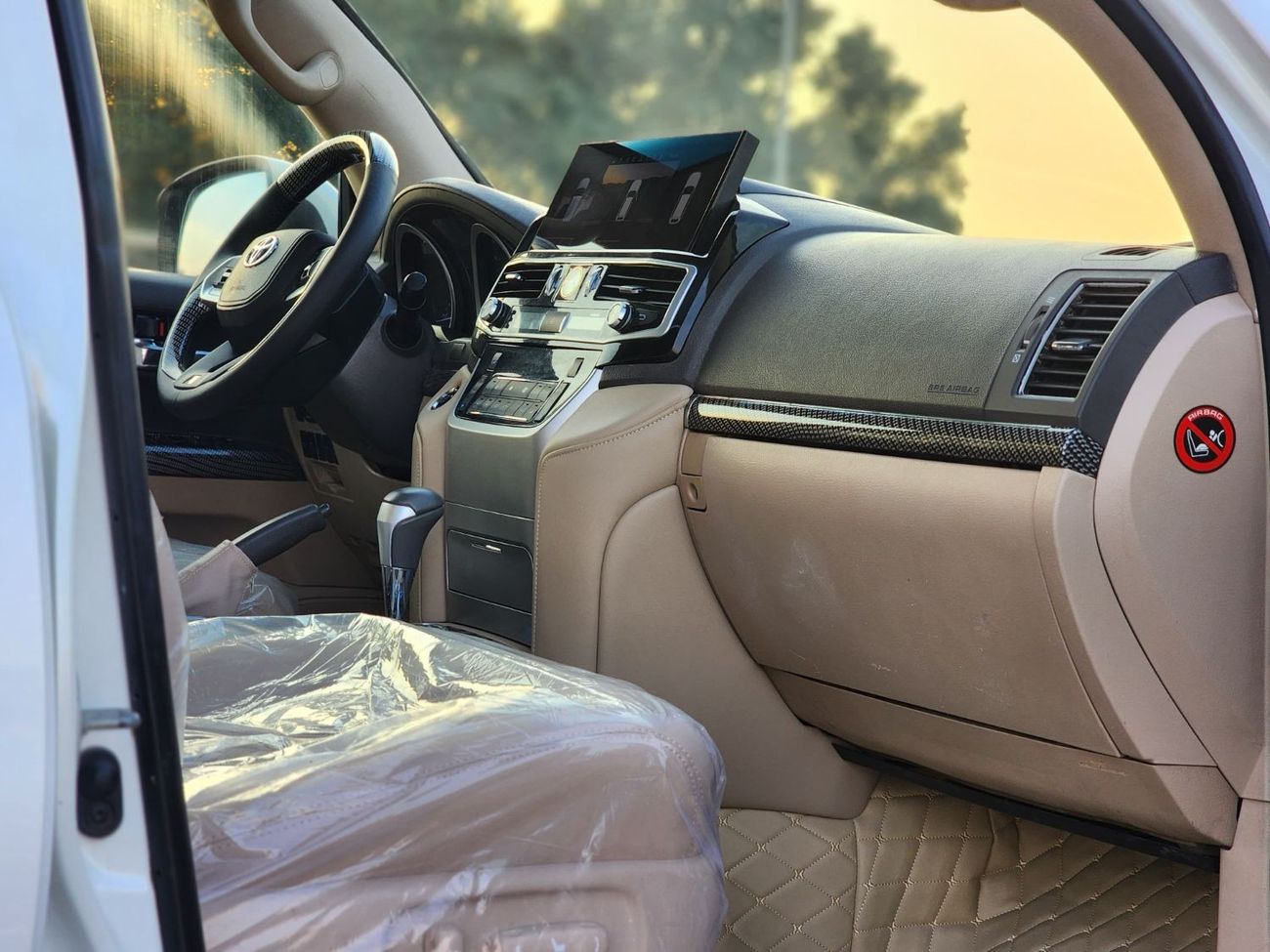 Toyota Land Cruiser VXR V8 VX.R upgrade 2022 full options