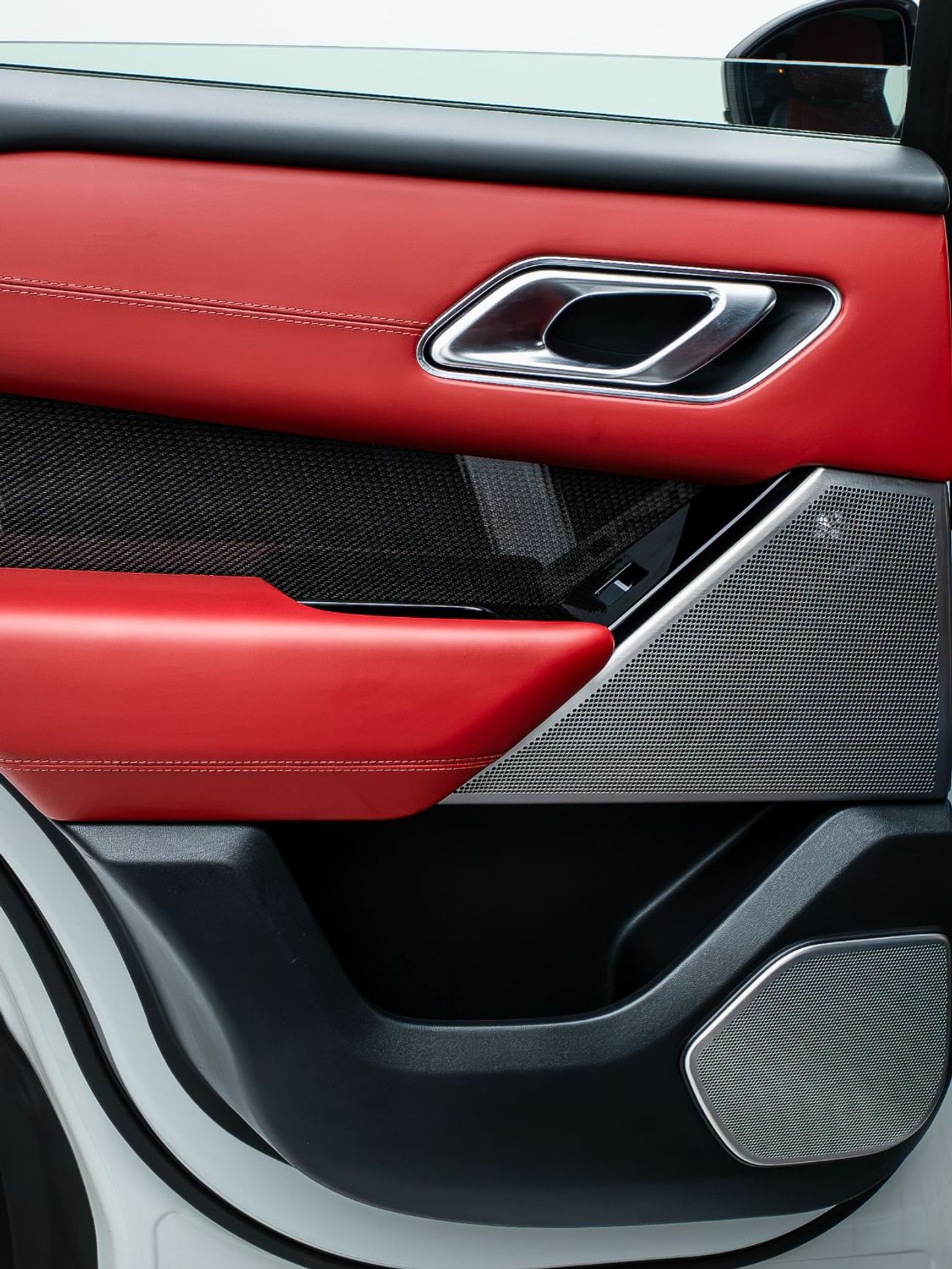 Land Rover Range Rover Velar SV Autobiography