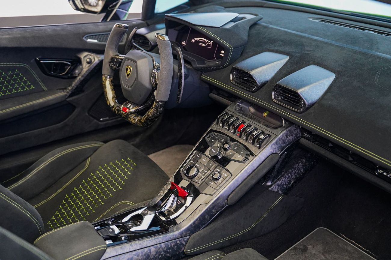 لامبورغيني هوراكان PERFORMANTE SPYDER