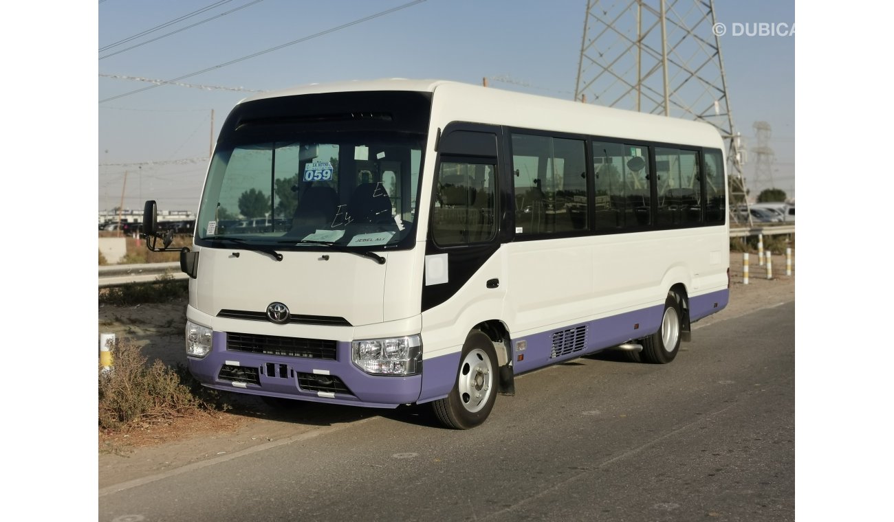 Toyota Coaster 2.7L PETROL, 17.5" TYRE, KEY START, XENON HEADLIGHTS (CODE # TC01)