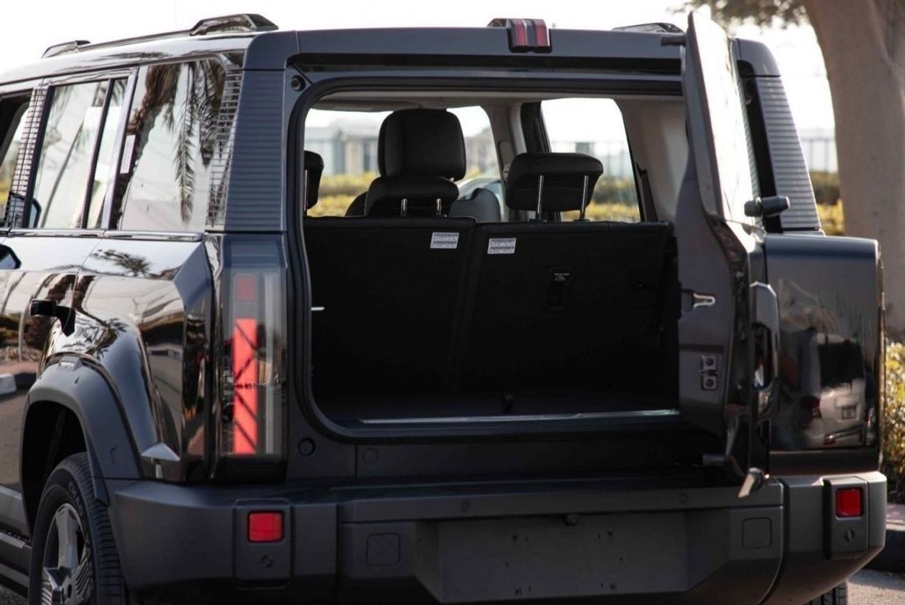 شيري iCar 03 2024 ICAR EQ3 V2 طويلة المدى - أسود من الداخل أخضر | تصدير فقط