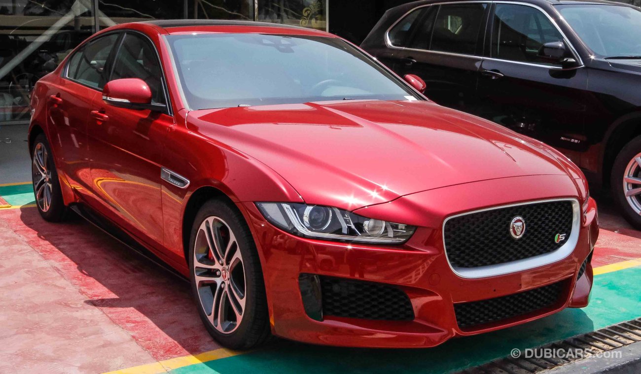 Jaguar XE S