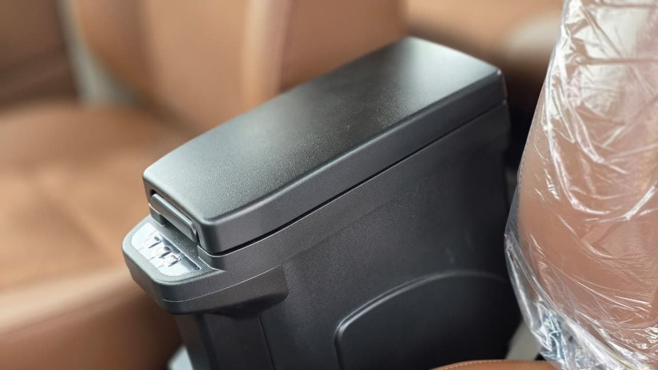 Toyota Land Cruiser 70 LC79 4.0 A/T 2026