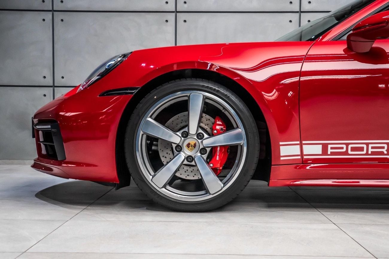 Porsche 911 Carrera 4S 3.0L (380 HP) Convertible