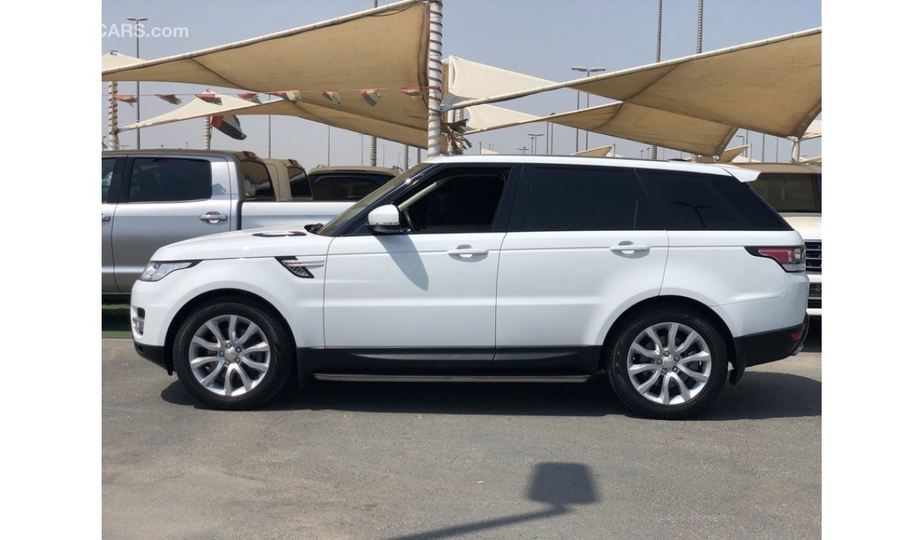 Land Rover Range Rover Sport HSE خليجي مالك واحد تشيكات وكالة مع ضمان لغاية 8/2020