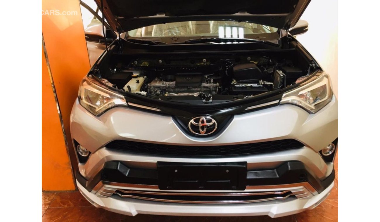 Toyota RAV4 2017 XLE Full Option For Urgent SALE