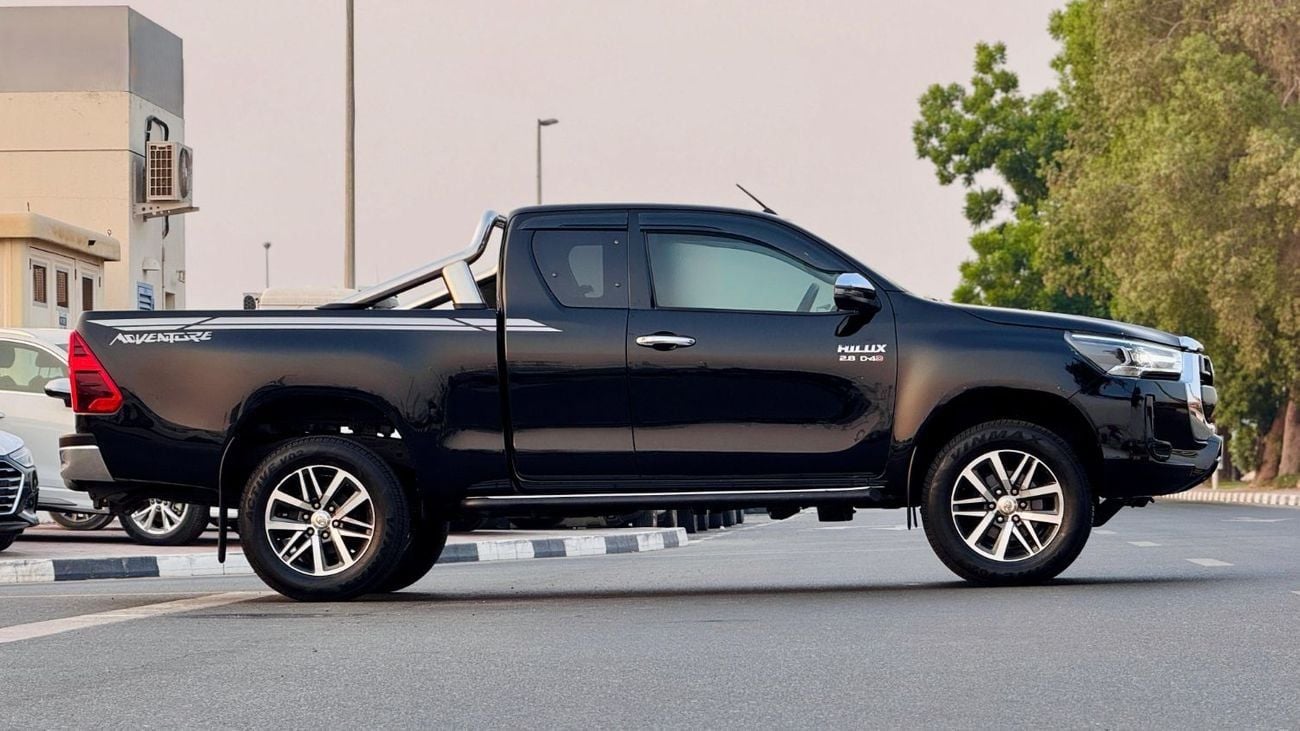 تويوتا هيلوكس 2018 HILUX SMART CAB – RHD | 4WD POWER | AUTO TRANS | CRUISE | ROLL BAR | ADVENTURE