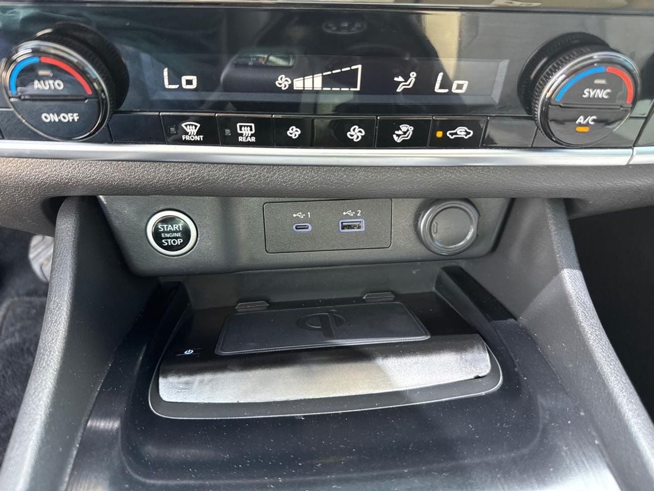 Nissan XTrail Nissan X-Trail 2024 GCC,Panoramic