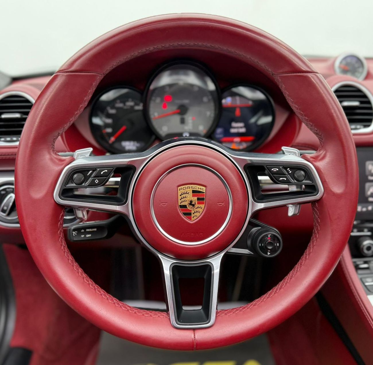 Porsche 718 Boxster S 2.5L A/T  2019 Porsche 718 Boxster S ,Warranty March/2026 ,Full Porsche Service History ,Excellent