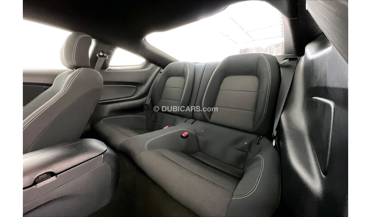 Ford Mustang Standard