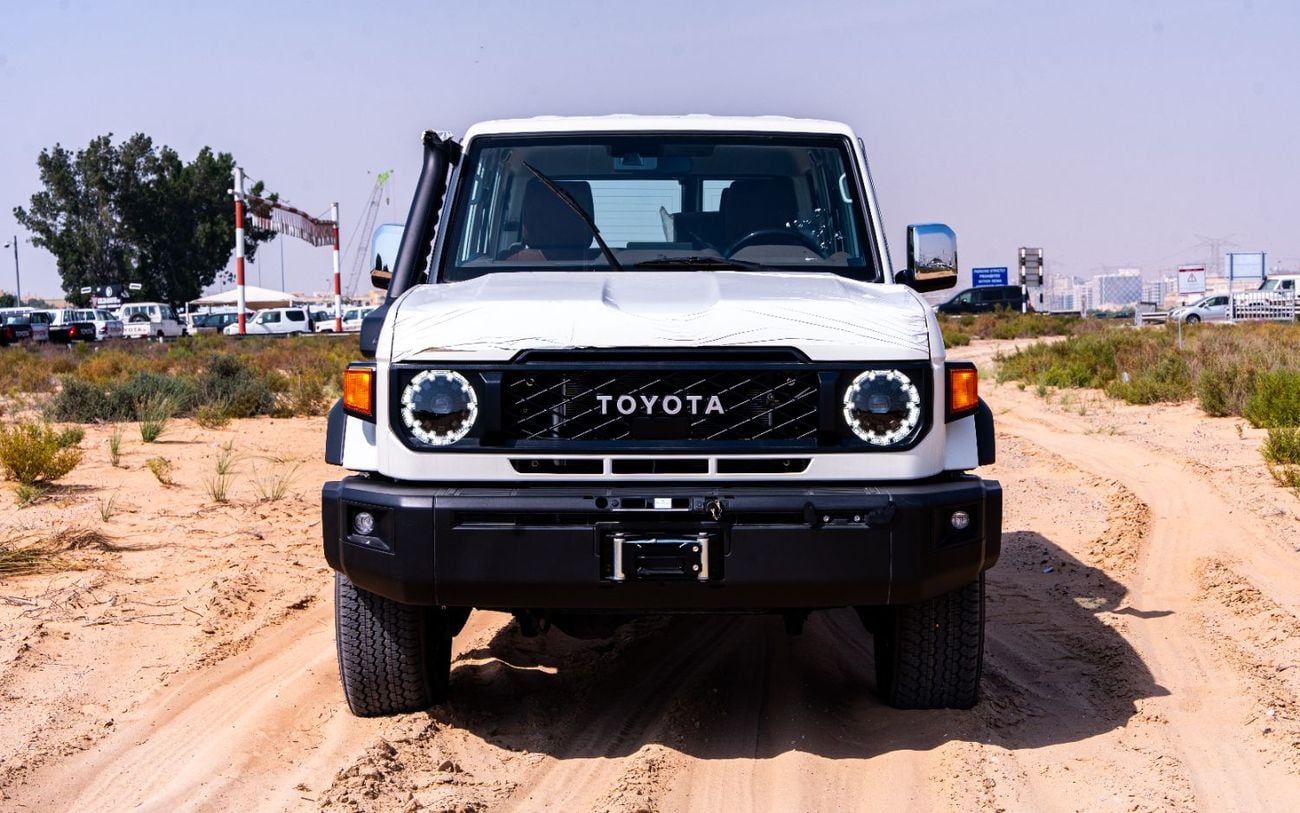 تويوتا لاند كروزر Toyota Land Cruiser 2026 70 Series 76 4.0L 4WD 5-door