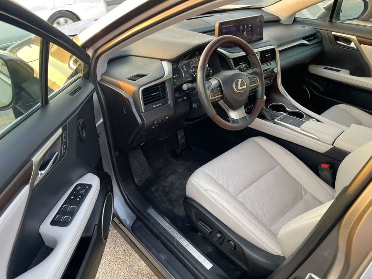 Lexus RX450h 2022 Lexus RX450h Hybrid 3.5L V6 - Full Option Premium+  Big Screen - 360* CAM Radar & Sensor Wirele