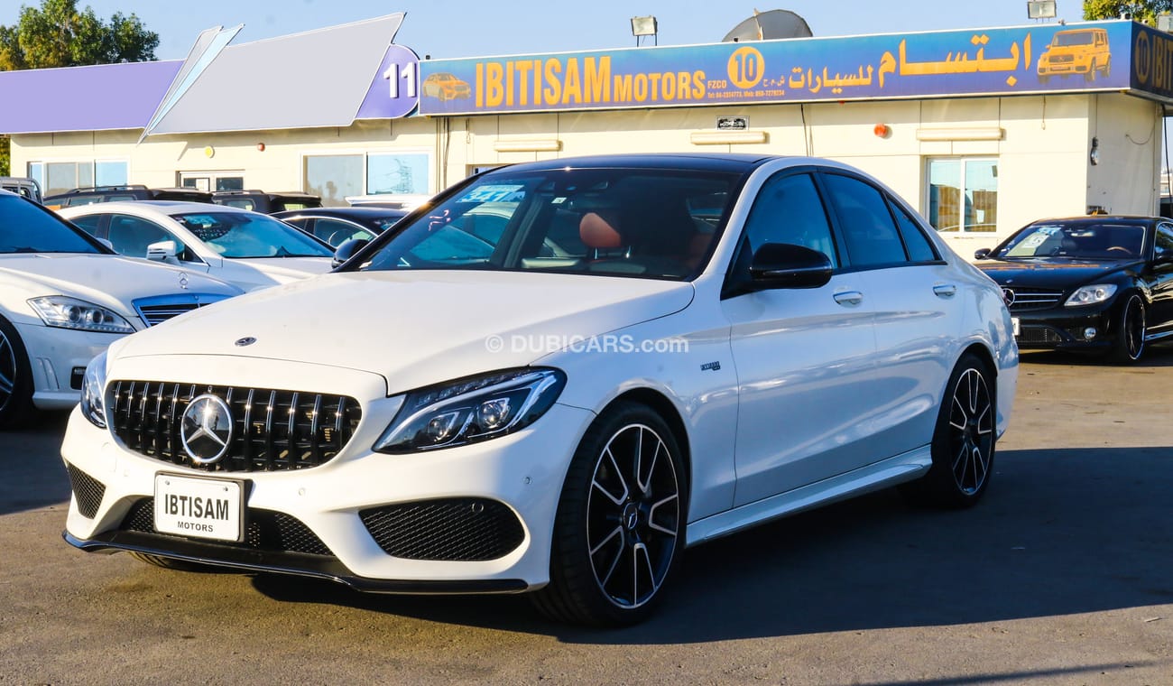 Mercedes-Benz C 450 4 Matic With AMG Body Kit