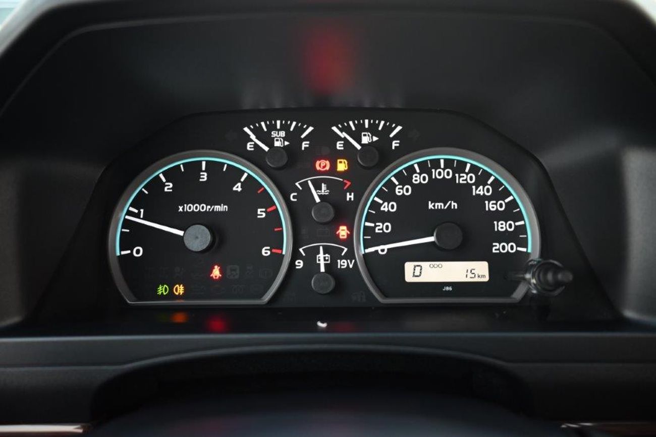 Toyota Land Cruiser Pick Up Single Cab DX 2.8L Automatic