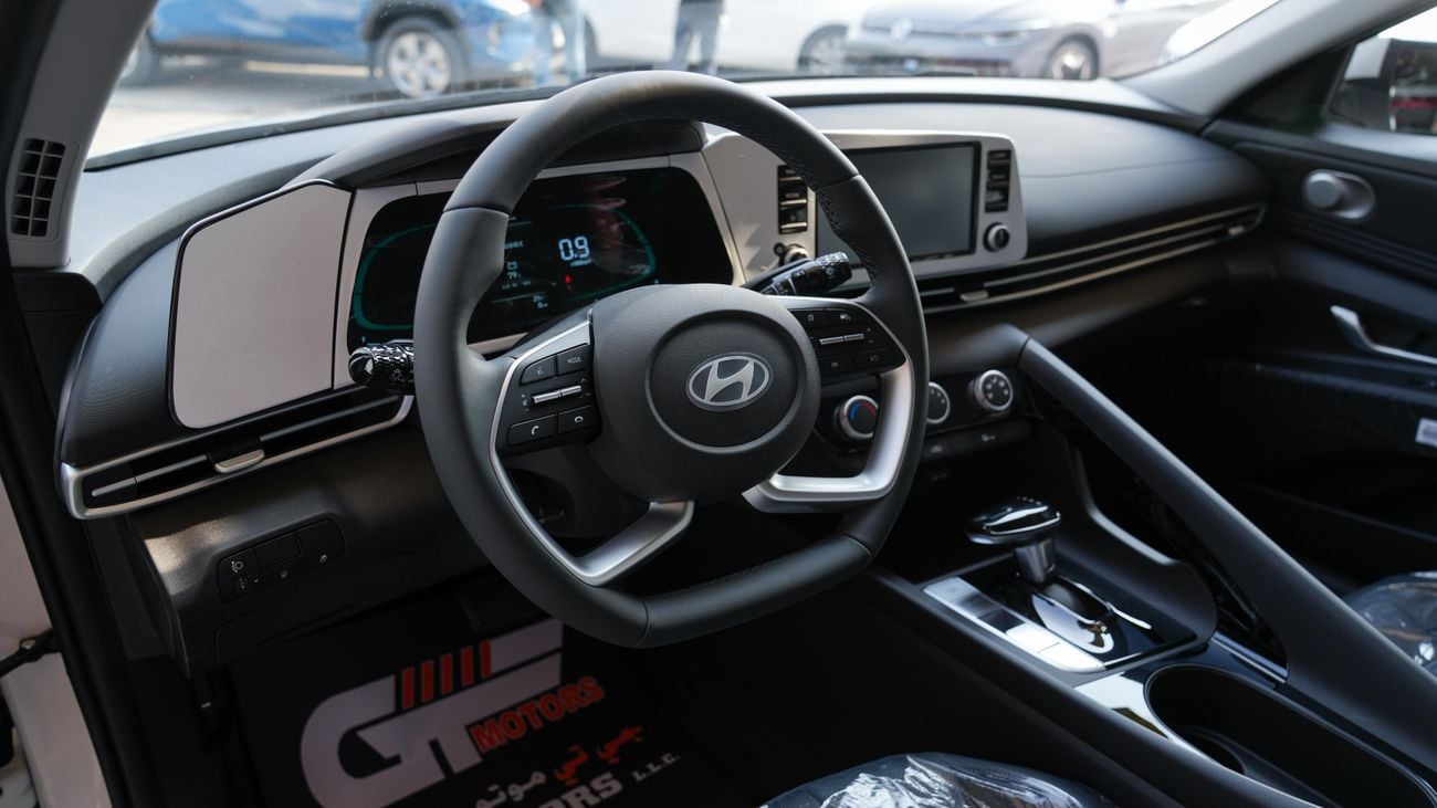 هيونداي إلانترا