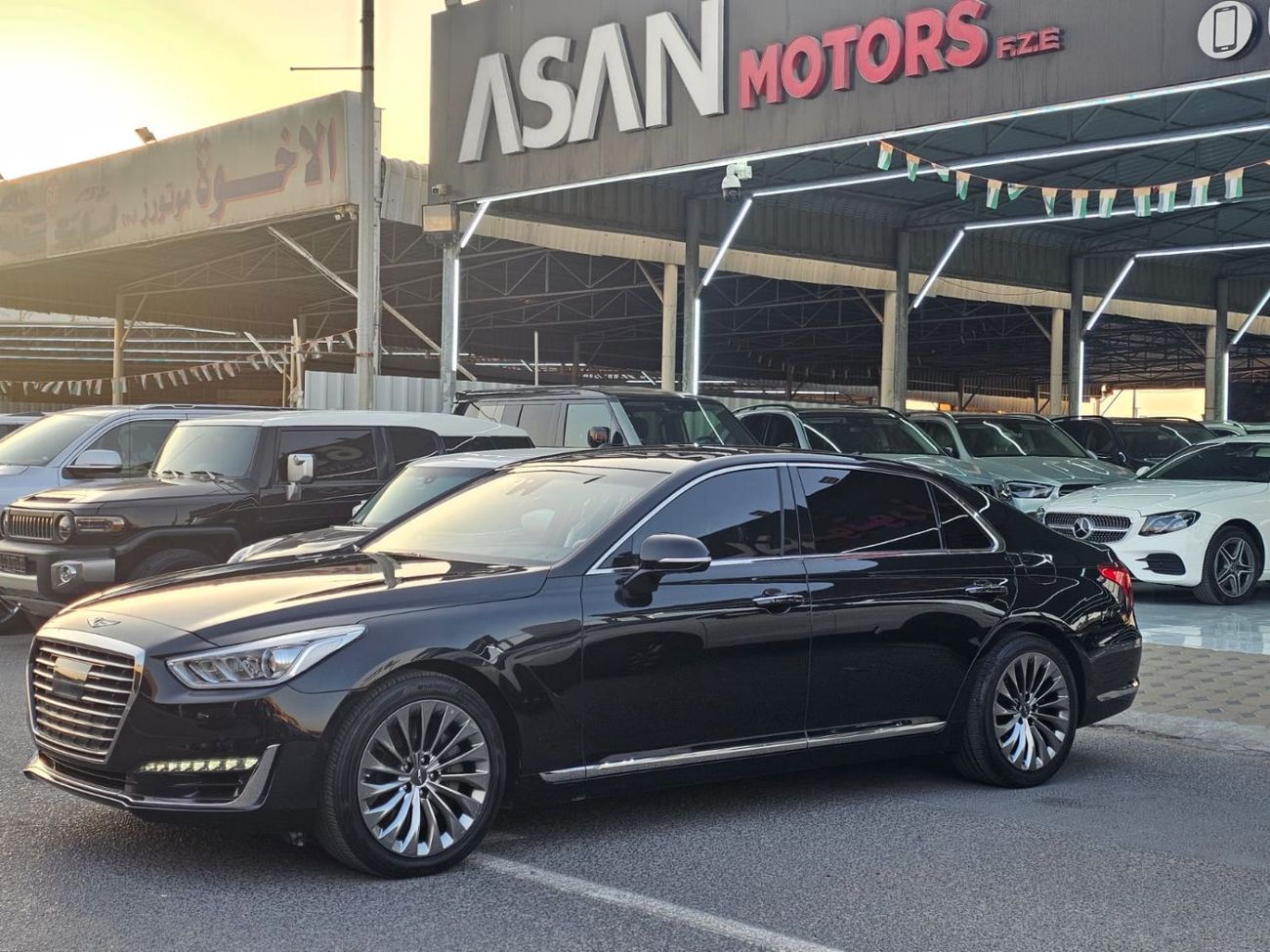 Genesis G90 Royal 5.0L (410 HP)