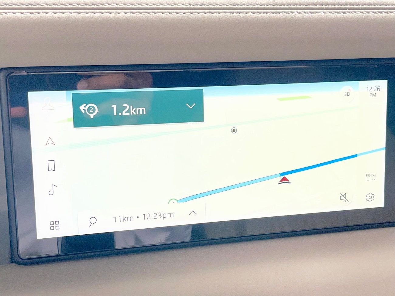 لاند روفر ديفندر P300 110 SE 2.0L (7 Seater)