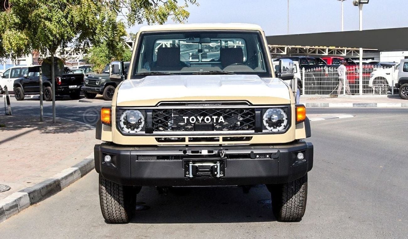 تويوتا لاند كروزر بيك آب LC79 Single Cabin | 4.0L Petrol 4WD 6-Speed Automatic | Brand New | 2025 Model | Ready for Export