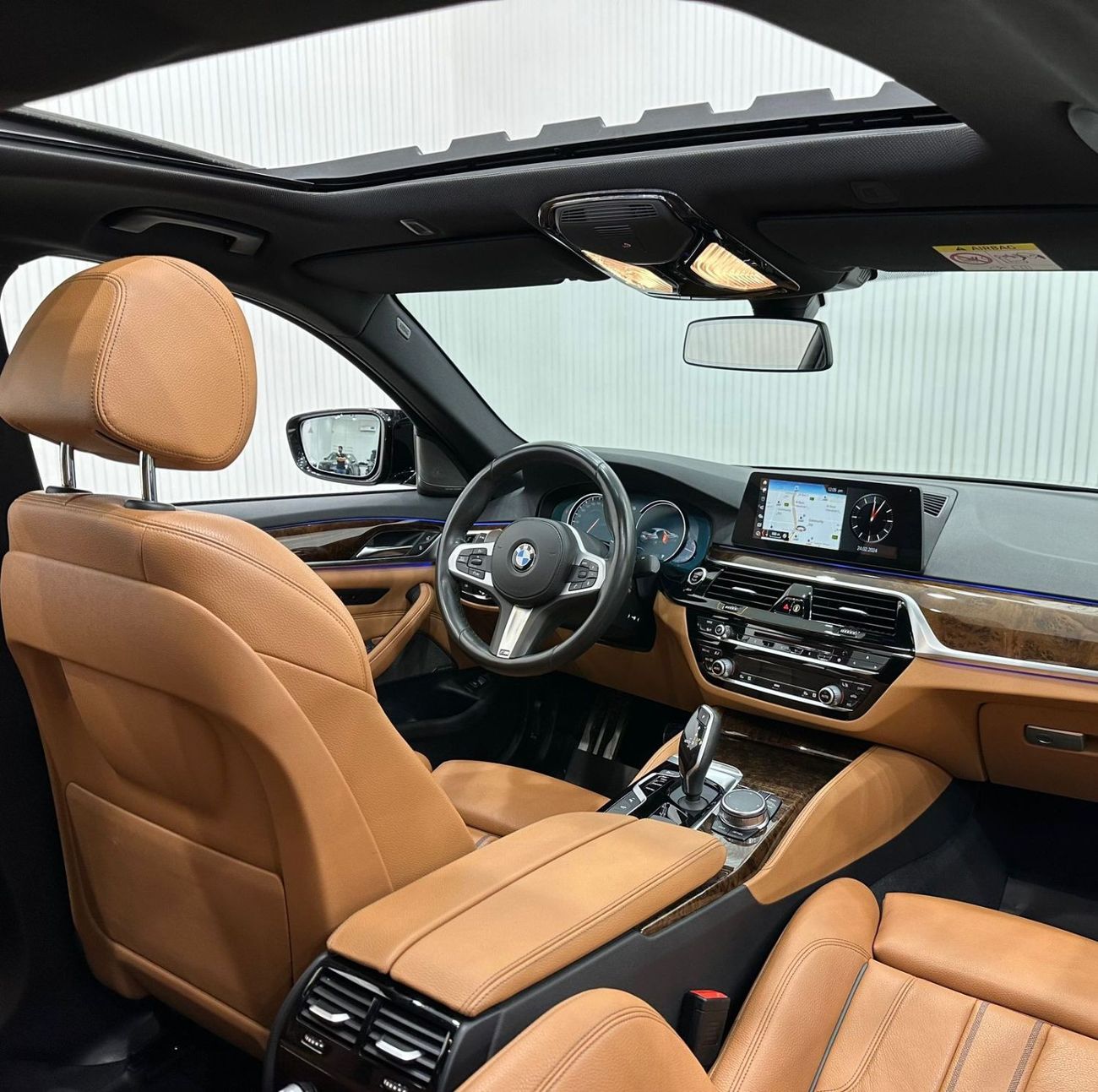 BMW 540i M Sport 2019 BMW 540i M-Sport, October 2028 BMW Service Pack, Warranty, Low Kms, GCC