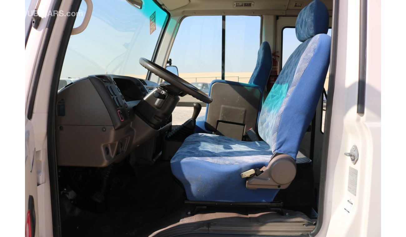 ميتسوبيشي روزا 30 SEATER BUS