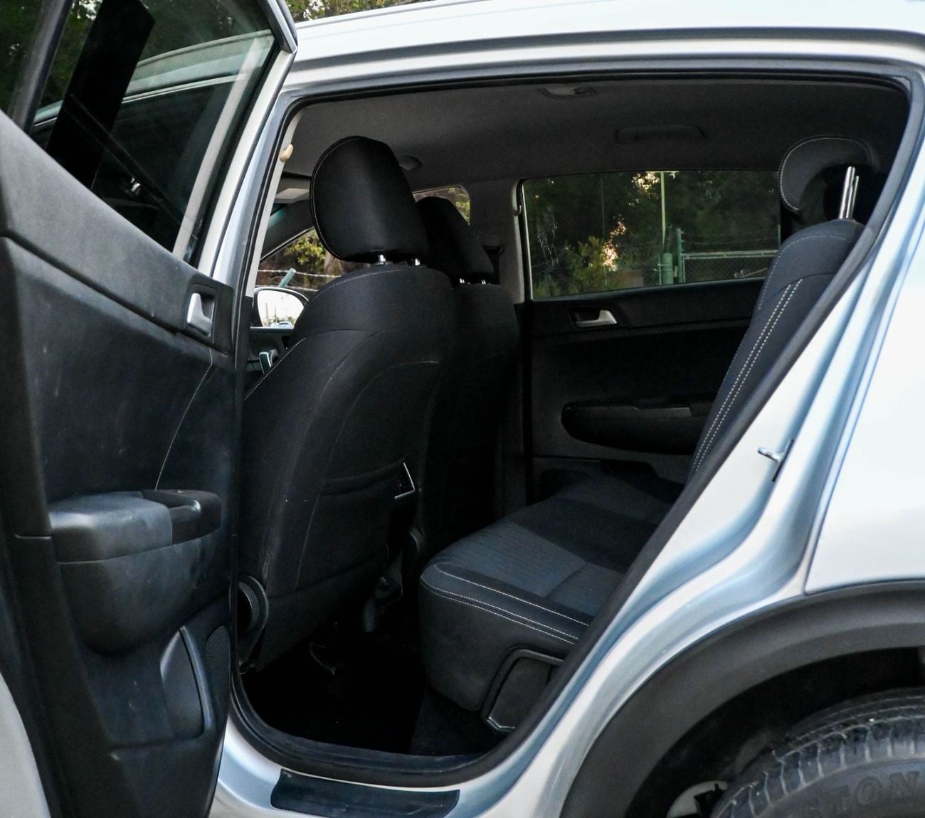 Kia Sportage كيا سبورتاج خليجيEX STD 2021 1.6L بحالة ممتازة من الداخل والخارج
