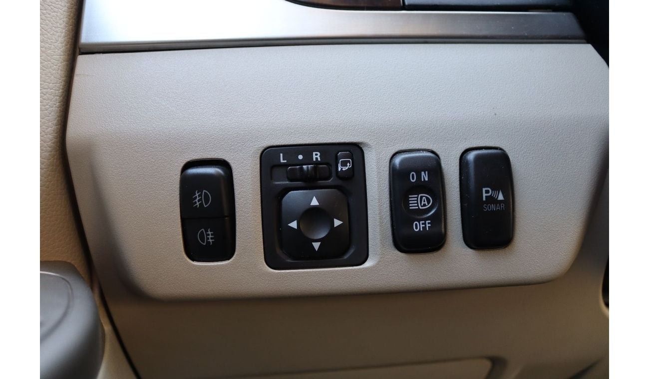 Mitsubishi Pajero ACCIDENTS FREE - GCC - MID OPTION - ENGINE 3.0 - PERFECT CONDITION INSIDE OUT