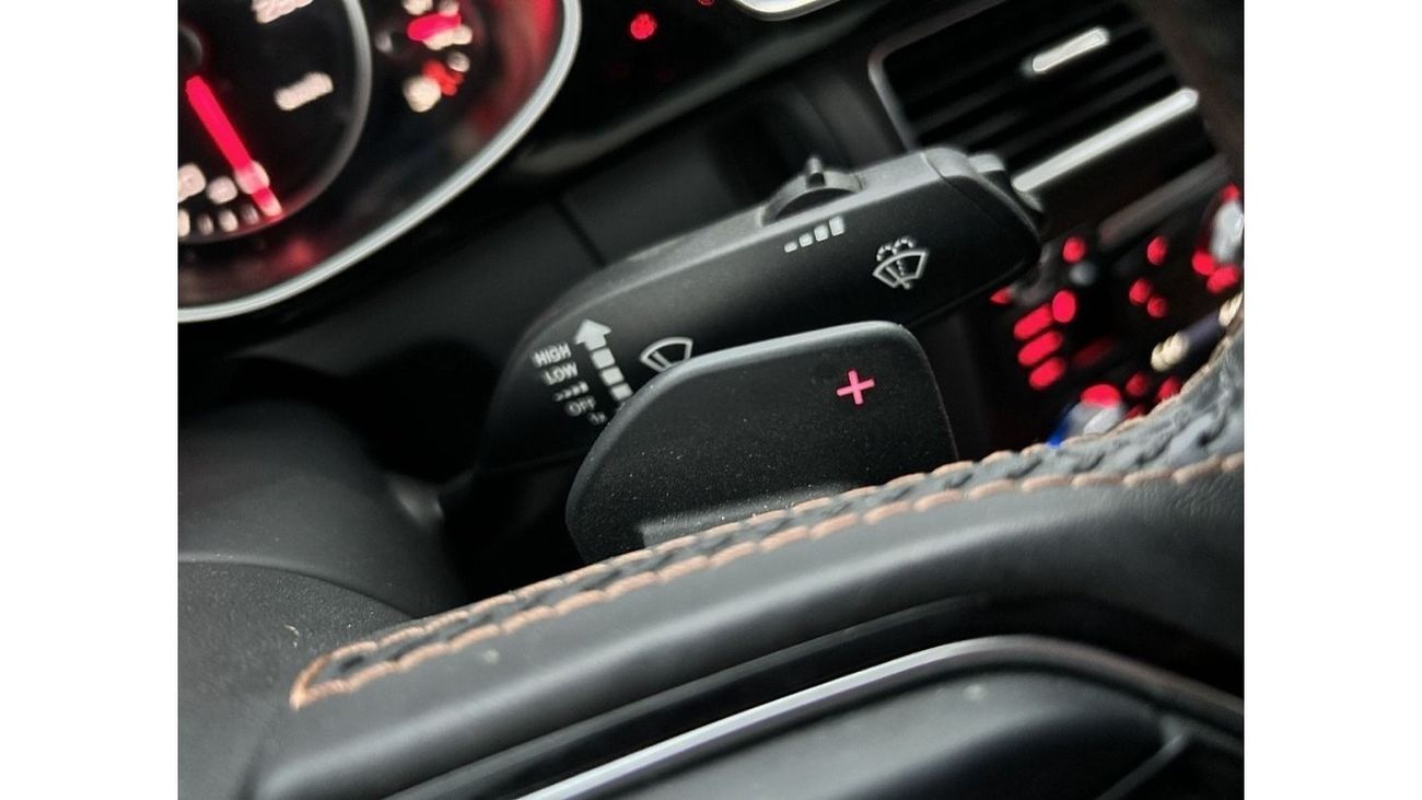 Audi A4 TFSI quattro S-Line ORIGNAL PAINT | AUDI A4 3.0T S-LINE | FULL OPTION | WELL MAINTAINED | GCC