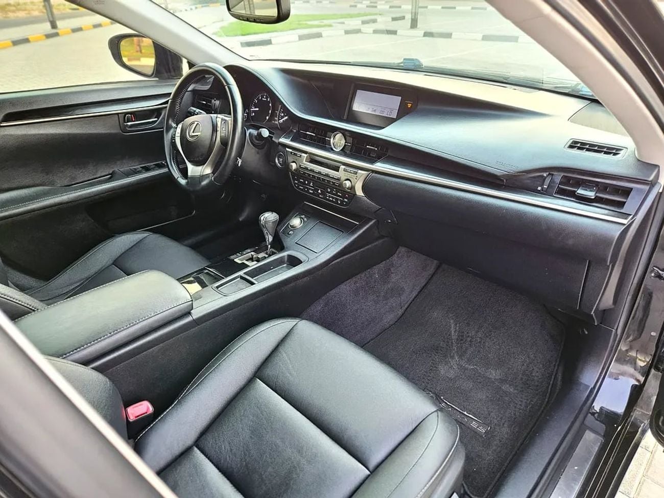 لكزس ES 350 ES 350 | American Specs | Pristine Condition Clean With Low KM