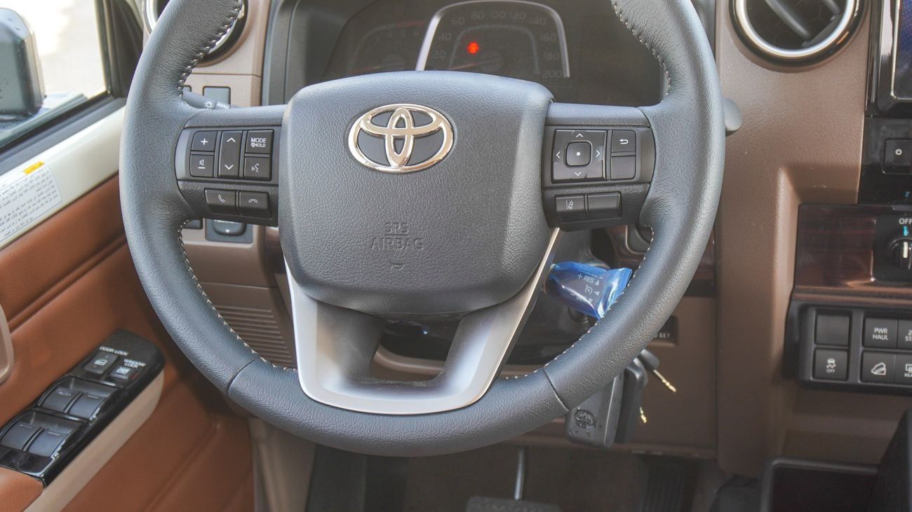 تويوتا لاند كروزر 70 LX 2.8L DIESEL Oman Specs