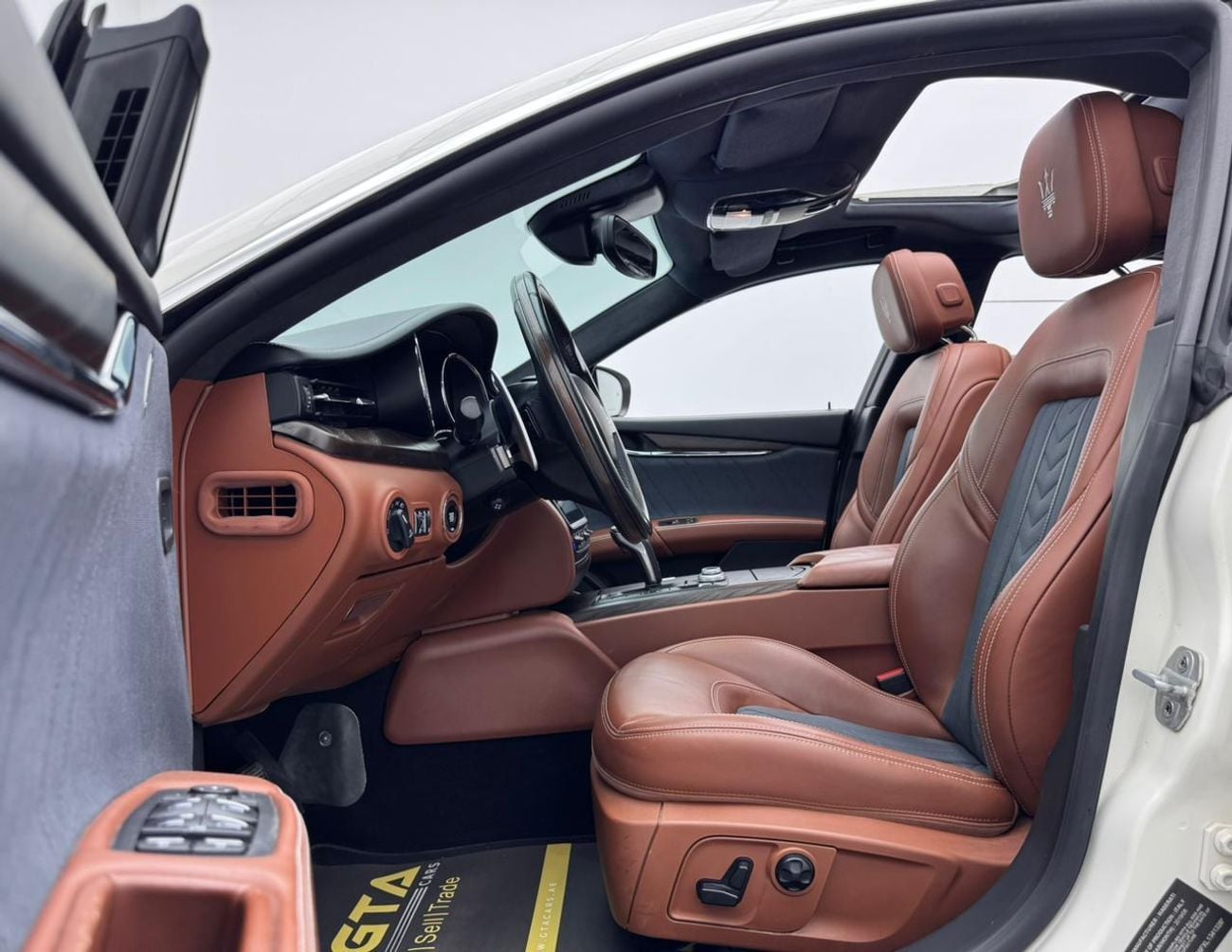 Maserati Quattroporte 2020 Maserati Quattroporte S GranLusso, Maserati Service History, 1 Year Warranty, GCC