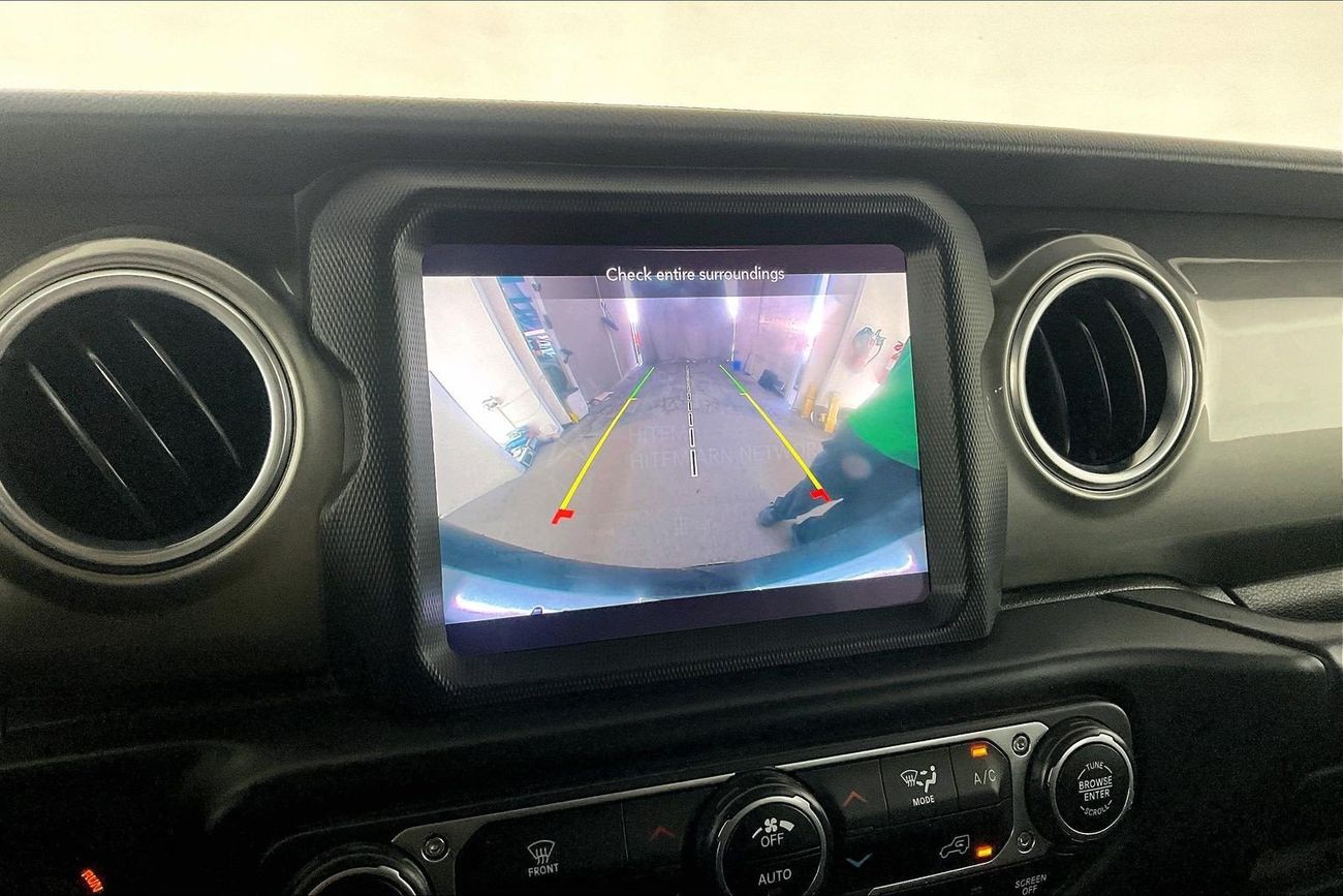 جيب رانجلر Sahara Unlimited | National Day Celebration | شامل الضمان | 0 ﺪﻔﻋﺓ ﺃﻮﻟﻯ