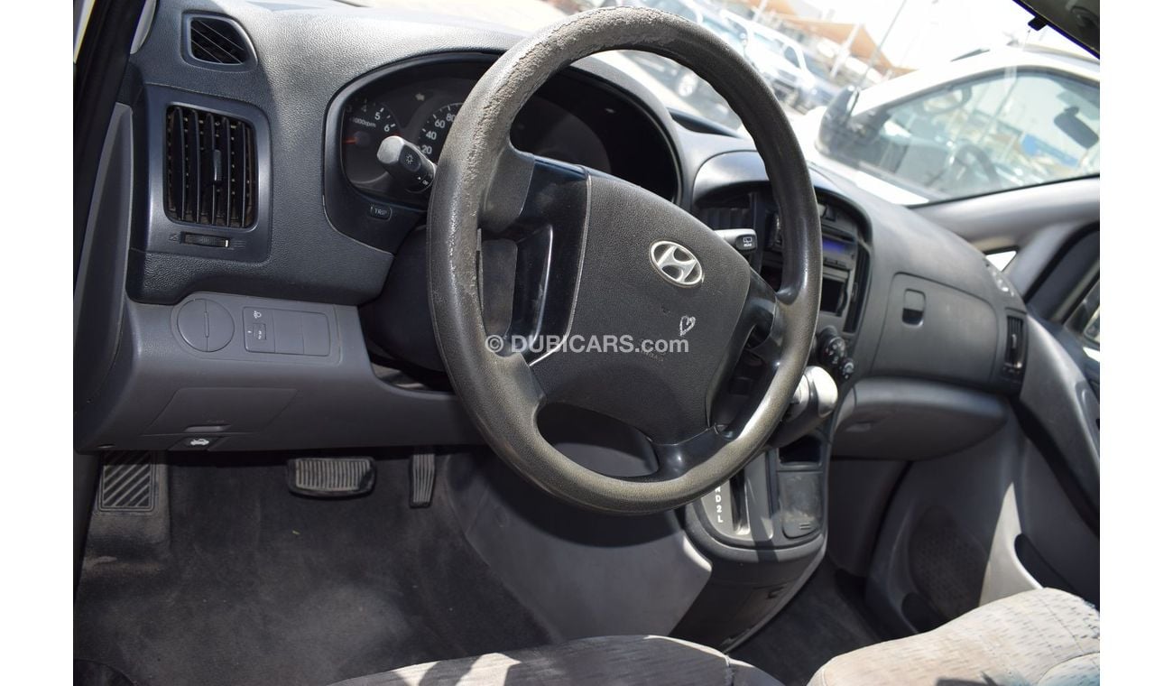 Hyundai H-1 Hyundai H1 bus 9 seater,Model:2012