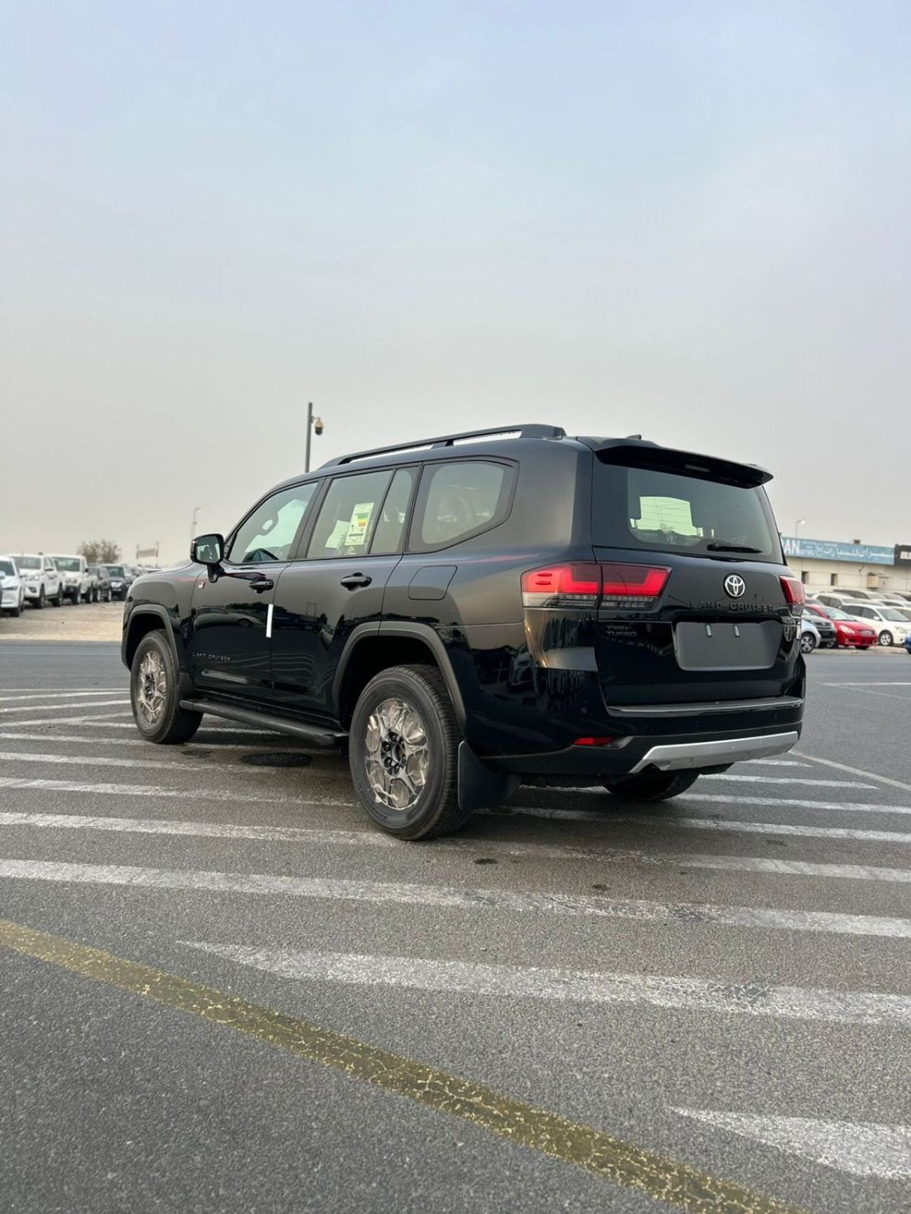 Toyota Land Cruiser 3.5L TT GR SPORT FOR GCC ONLY MAKASA PAID