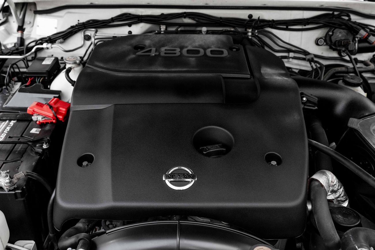 Nissan Patrol Patrol Super Safari | 3,330 P.M | 0% Downpayment | Perfect Condition! | Ramadan Offer!