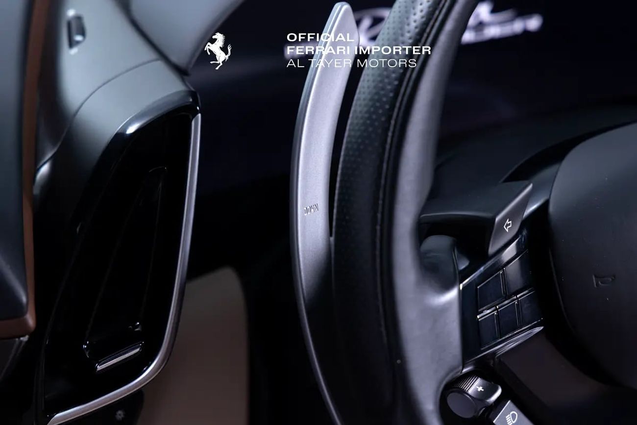 Ferrari Roma Spider