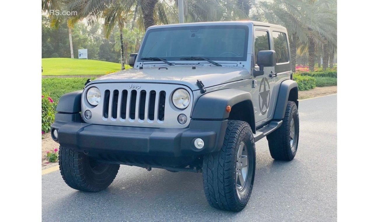 Jeep Wrangler Sport Sport Sport Jeep Wrangler sport 2015 GCC perfect condition original paint