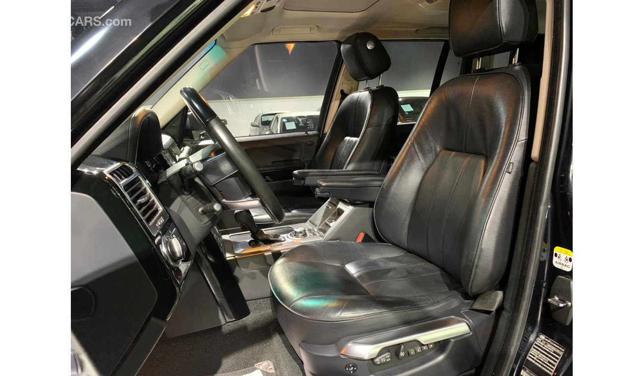 Land Rover Range Rover 2012 Range Rover Vogue HSE, Full Service History, GCC