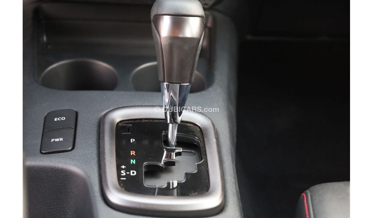 Toyota Hilux TOYOTA_HILUX_GR_4.0_2023_FULL_OPTIONS