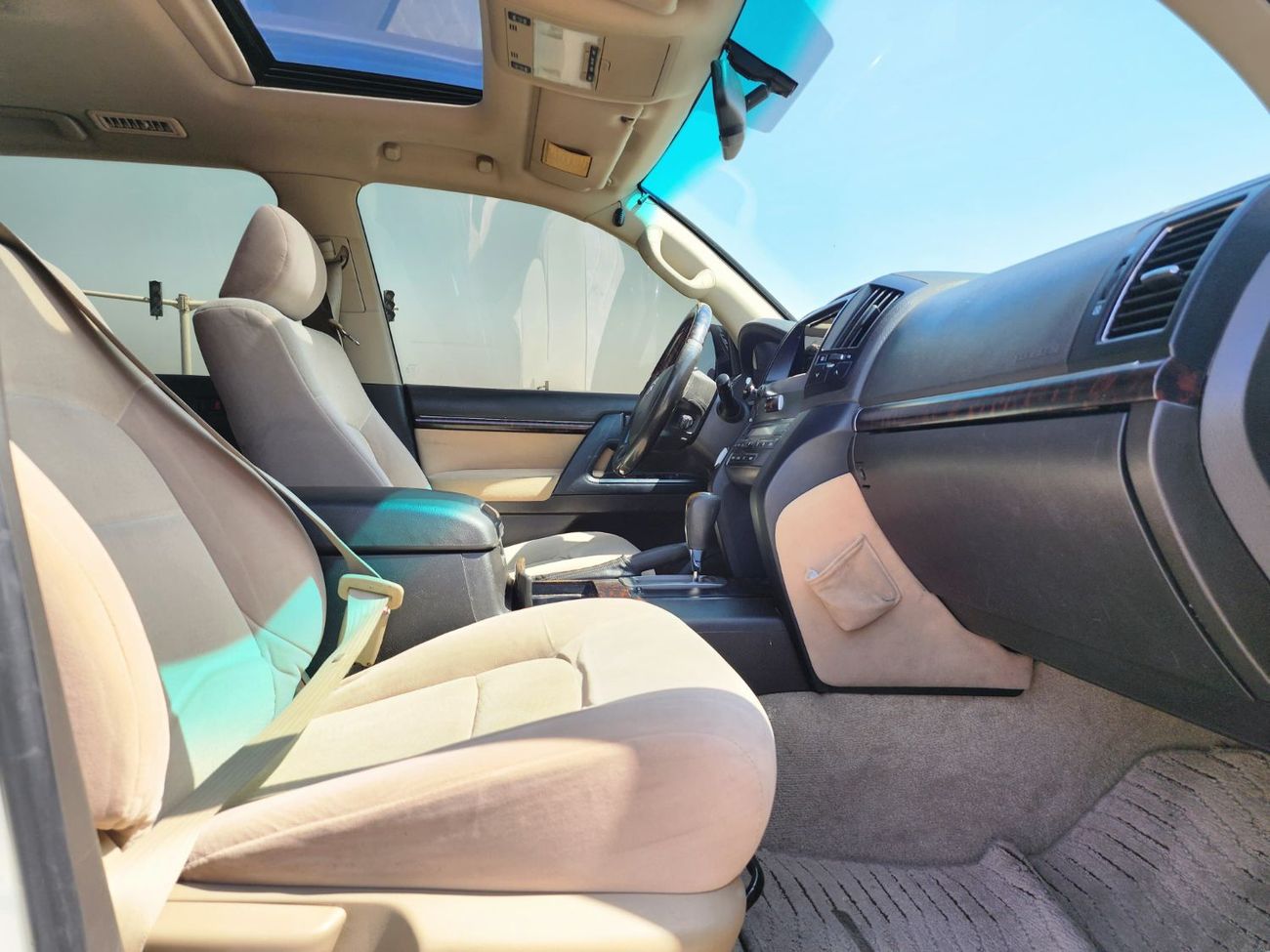 Toyota Land Cruiser GX.R V8