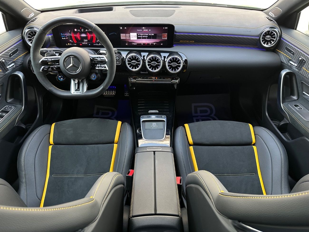 مرسيدس بنز A 45 S AMG 4MATIC+