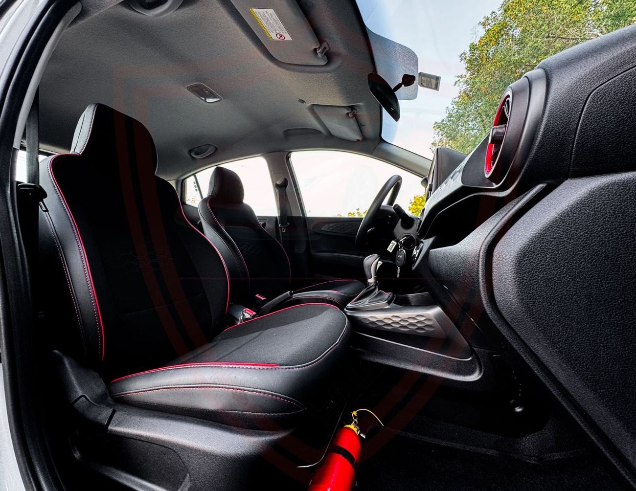 Hyundai Grand i10 Hyundai Grand i10 | 1.2 L | 2025 | GCC | Accident-Free | In Excellent Condition | 622 P.M