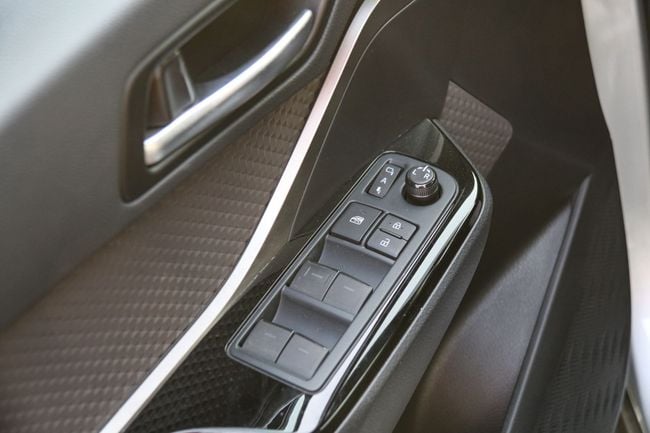 Toyota C-HR 1.2 . 4 cyl, миниатюра 25