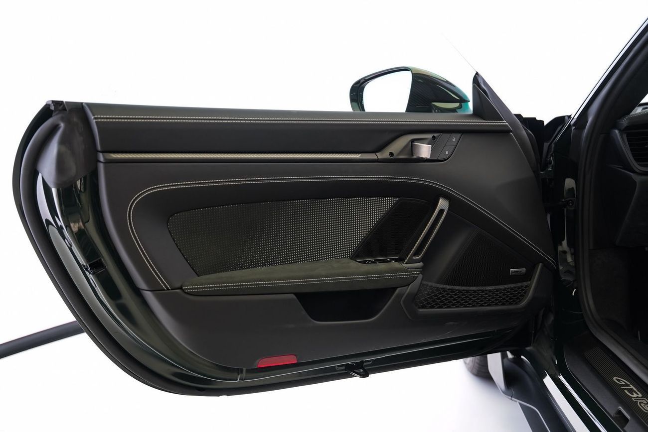 بورش 911 GT3 RS 4.0L (520 HP) Coupe