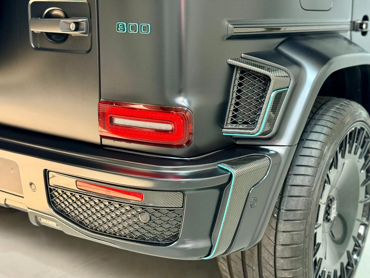 Mercedes-Benz G 63 AMG BRABUS 800 - Mercedes-AMG G 63 Mercedes Benz Brabus G800 - Mat Black - 2025 - Fully Loaded